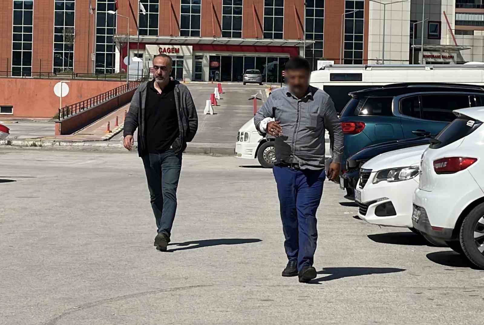 sivasta acemi kasaplar hastanenin yolunu tuttu 1 EjnWuA2s