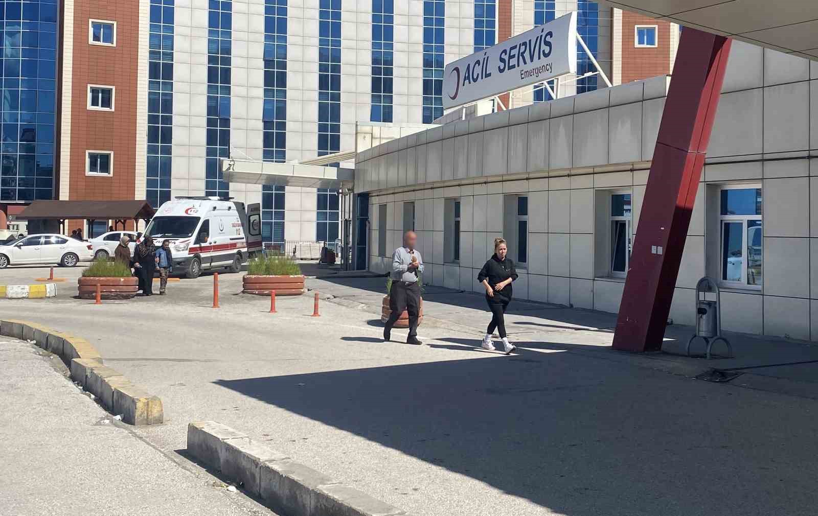 sivasta acemi kasaplar hastanenin yolunu tuttu 3 s1v1rdX8