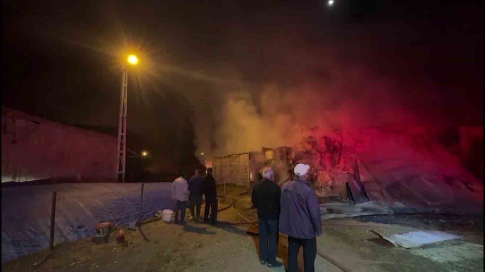 sivasta ahir yangini geceyi aydinlatti 2 OUuL1PeF