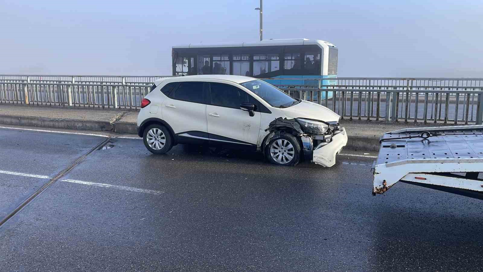 Sivas’ta buzlanma zincirleme kazaya neden oldu, çok sayıda araç birbirine girdi 5 sivasta buzlanma zincirleme kazaya neden oldu cok sayida arac birbirine girdi 1