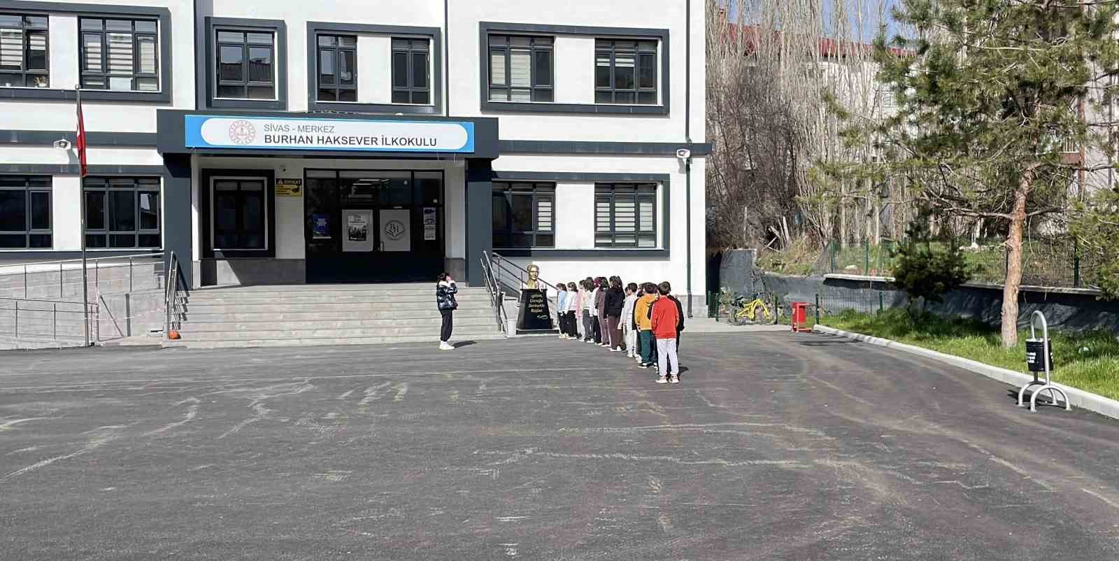 sivasta egitim sendikalarinin is birakma cagrisi karsilik bulmadi 2 vbOlUwaF