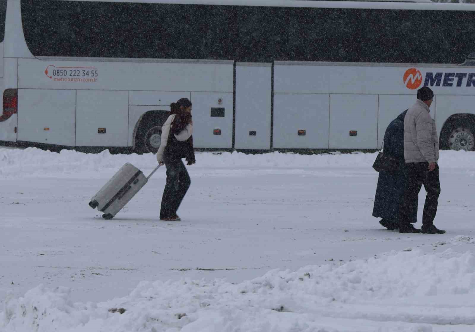 sivasta etkili olan kar hayati durma noktasina getirdi 1 MG3mcSrC