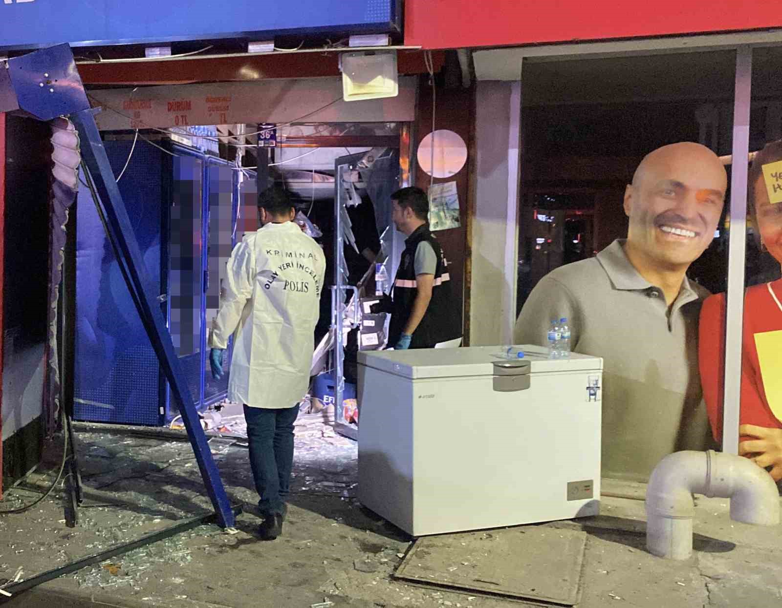 Sivas’ta gece yarısı korkutan patlama 8 sivasta gece yarisi korkutan patlama 4 VeCiKWm4