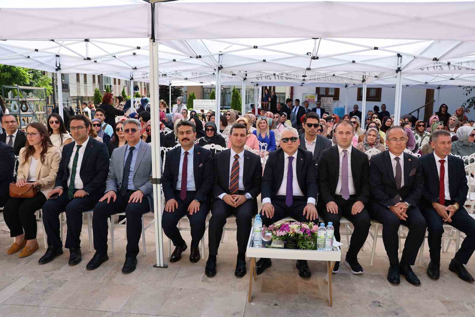 sivasta geleneksel el sanatlari tasarim ve uretimle gelecege tasiniyor 2 PalvJJrB
