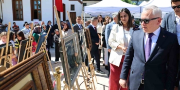 sivasta-geleneksel-el-sanatlari-tasarim-ve-uretimle-gelecege-tasiniyor-C5YOMuMT.jpg