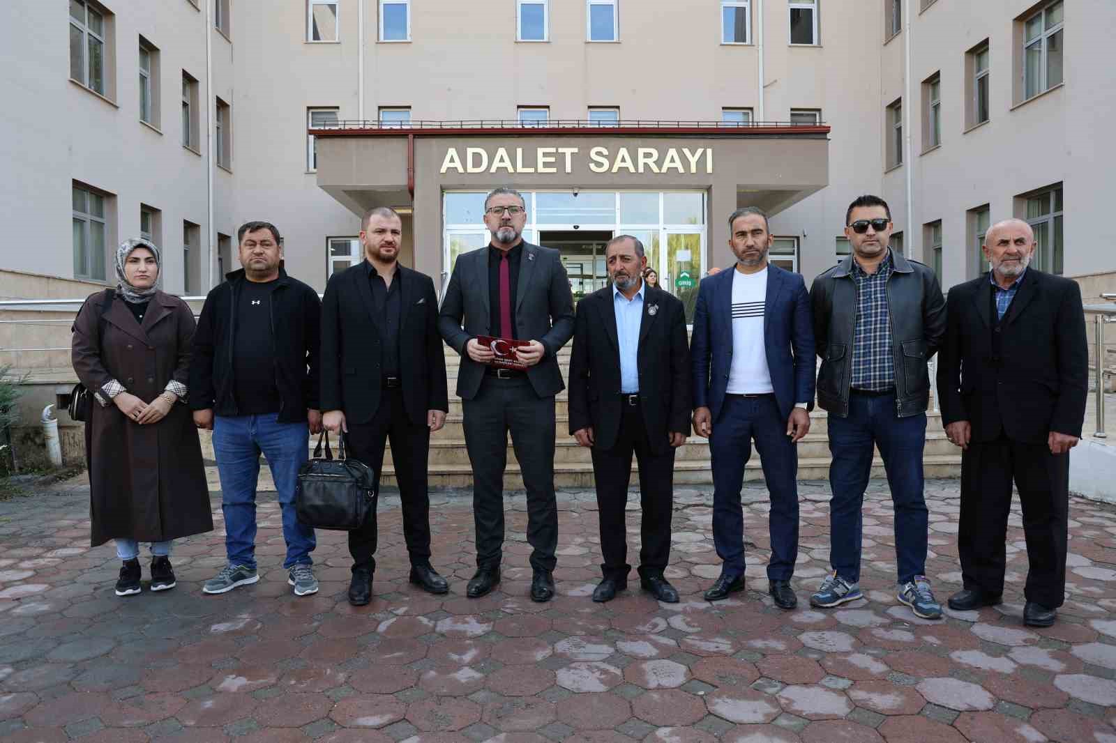 sivasta hakarete ugrayan sehit babasi en cok dilenci kelimesi agirima gitti 1 KBEXQOlO