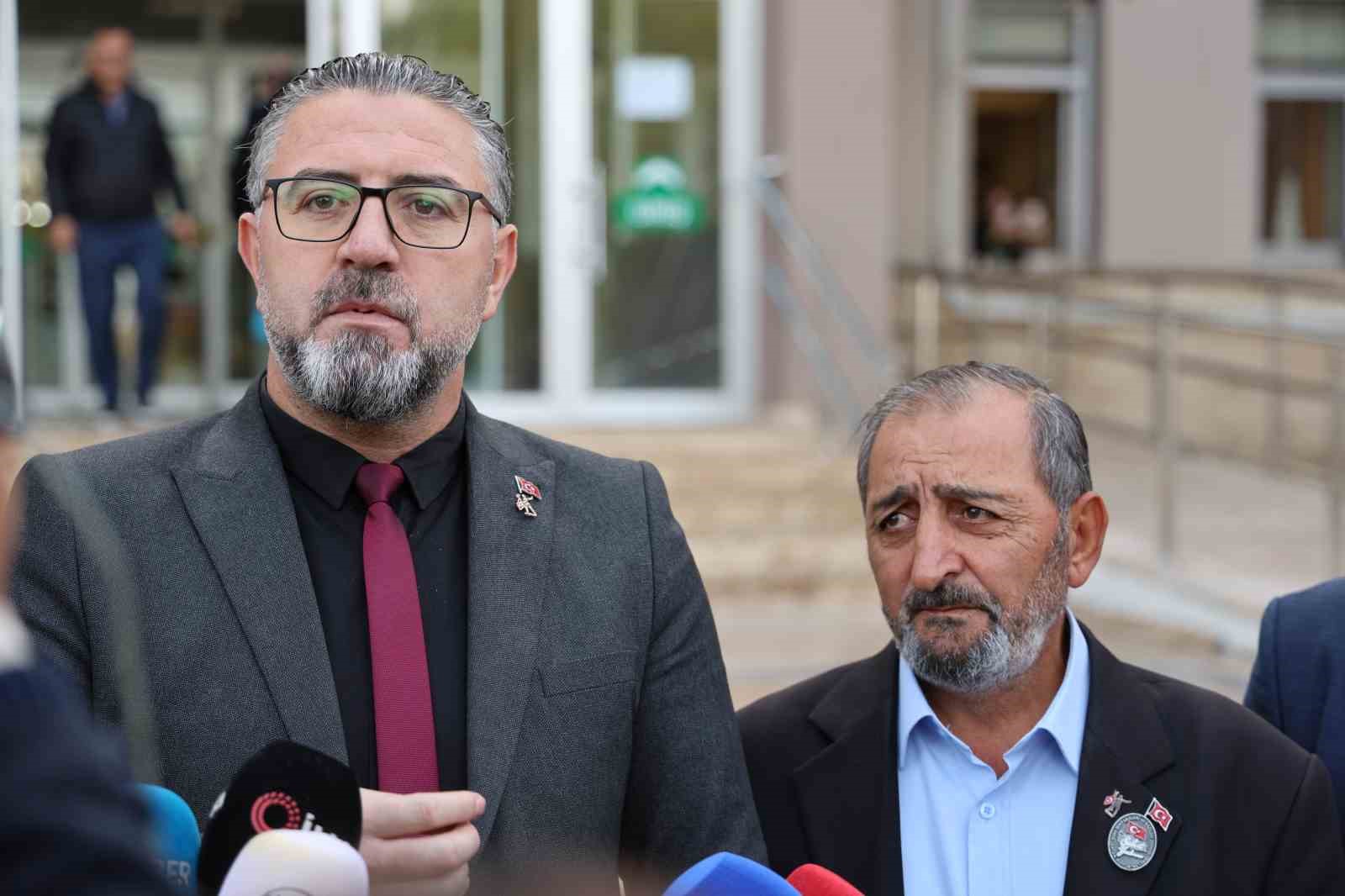 sivasta hakarete ugrayan sehit babasi en cok dilenci kelimesi agirima gitti 2 HtaUpf1J