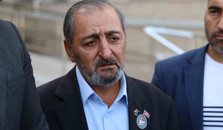 sivasta-hakarete-ugrayan-sehit-babasi-en-cok-dilenci-kelimesi-agirima-gitti-OAci299H.jpg
