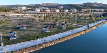 sivasta-hava-sicakliklari-mevsim-normalleri-uzerinde-seyretti-vatandaslar-hafta-sonunu-piknik-alanlarinda-gecirdi-r9upOcfW.jpg