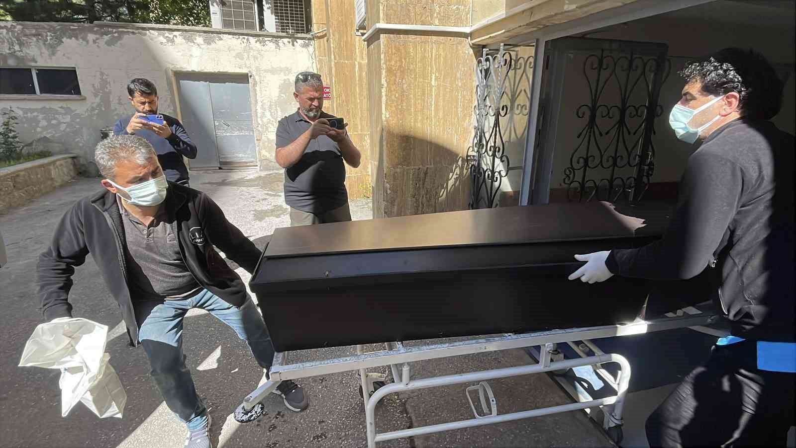 sivasta hayvancilikla ugrasan adam kene nedeniyle hayatini kaybetti 2 9ZrjVvu2