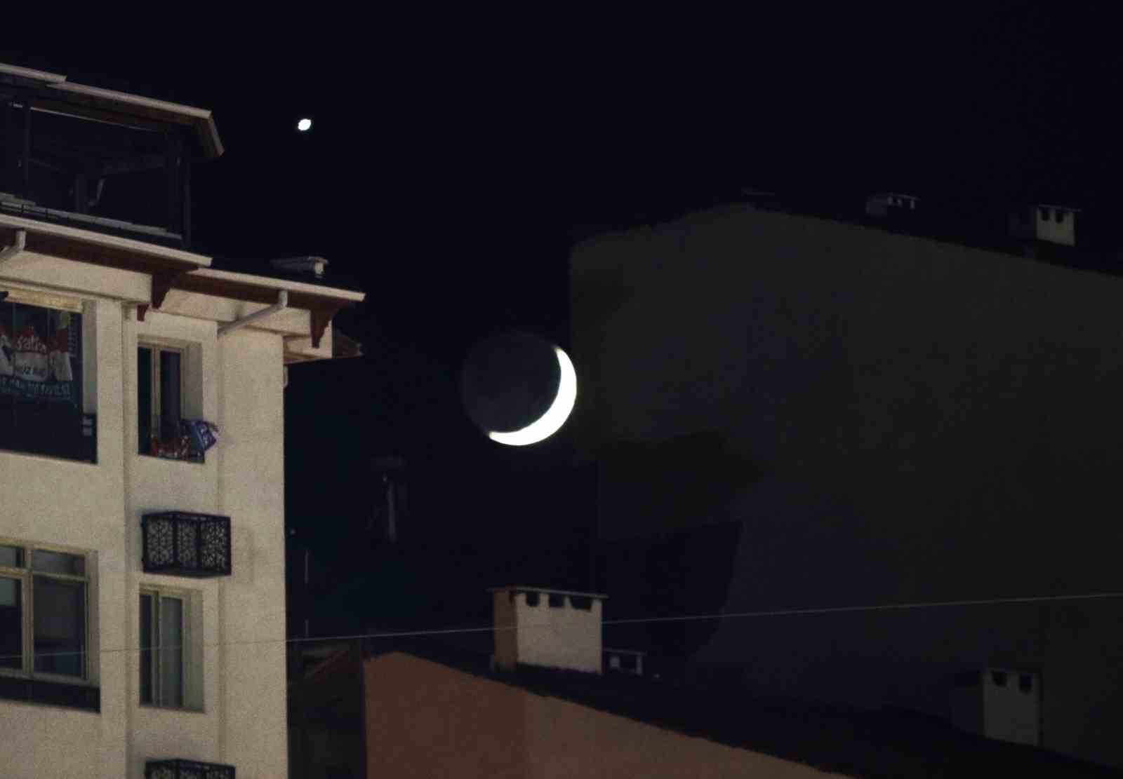 Sivas’ta hilal ve yıldızın buluştuğu anlar mest etti 5 sivasta hilal ve yildizin bulustugu anlar mest etti 1 jADindgq