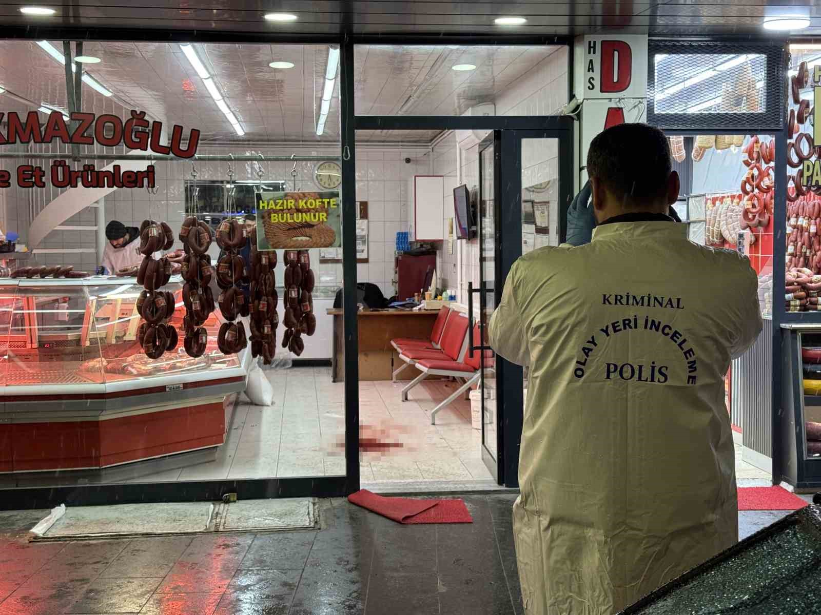 sivasta iki kardesin yaralandigi silahli kavga kamerada 3