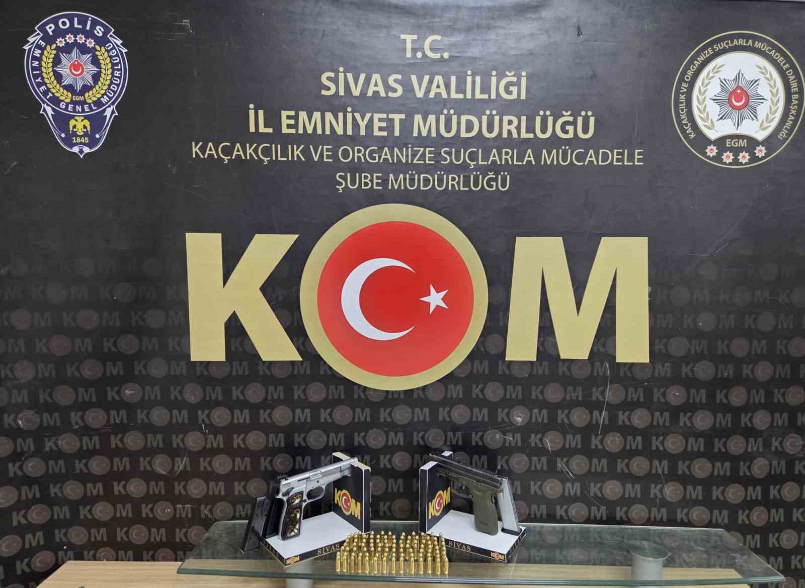 Sivas’ta kaçak silah operasyonu: 1 kişi tutuklandı 5 sivasta kacak silah operasyonu 1 kisi tutuklandi 1