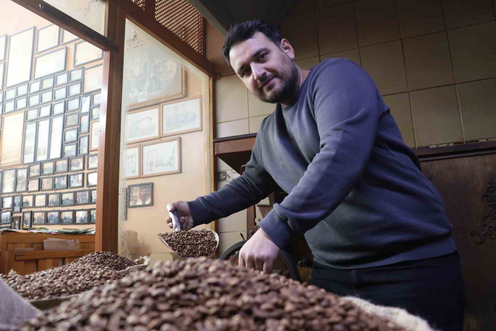 sivasta kahve degil tarih ogutuluyor 6 X7cQv7XN