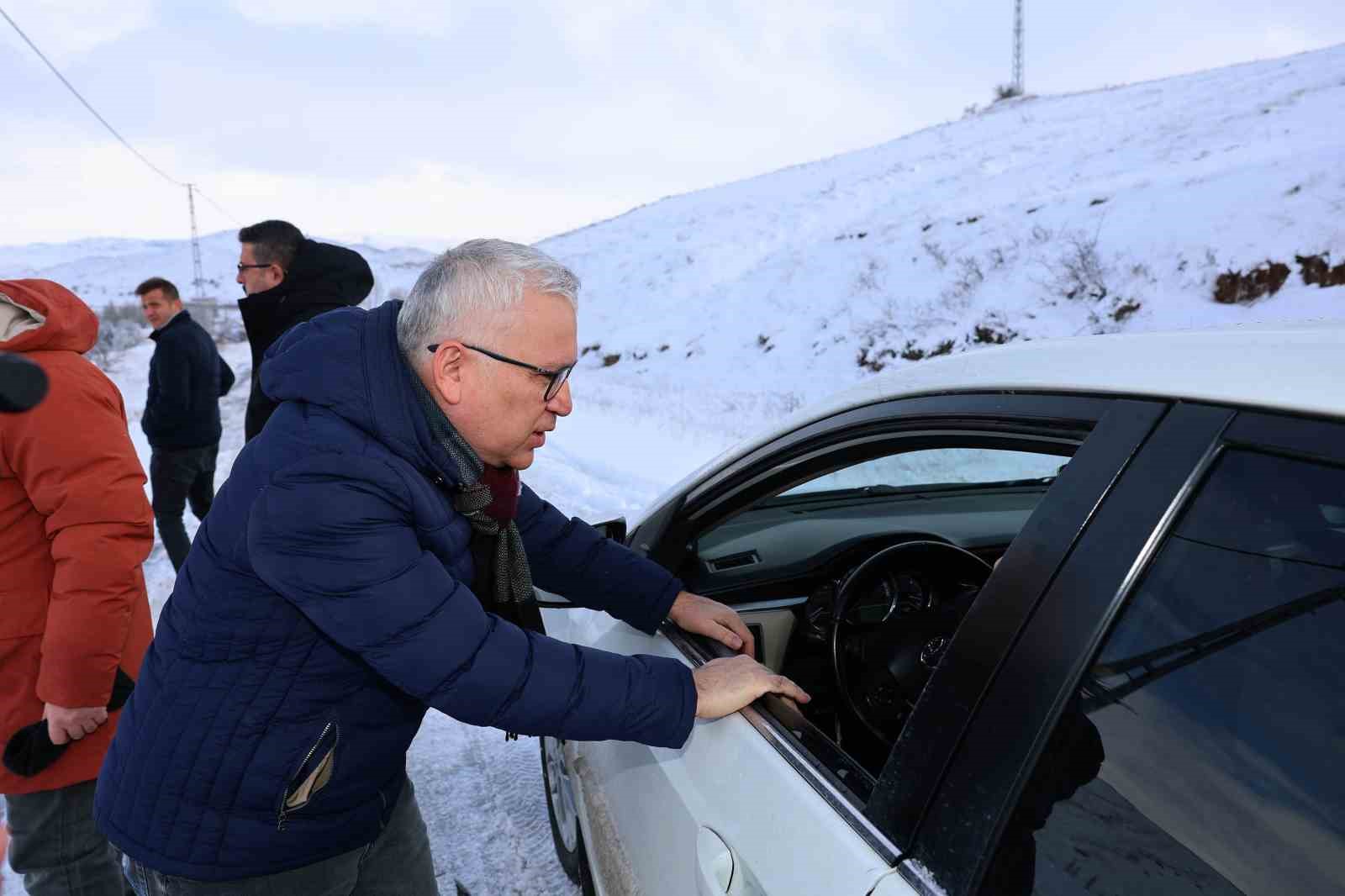 sivasta karla kapli yolda hayat kurtaran seferberlik 3 TtIucApK