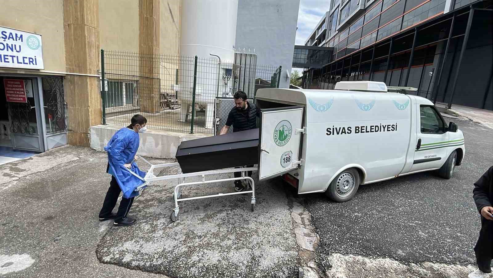 sivasta kkka virusu nedeniyle 3 olum yasandi 0 izeJN6d4