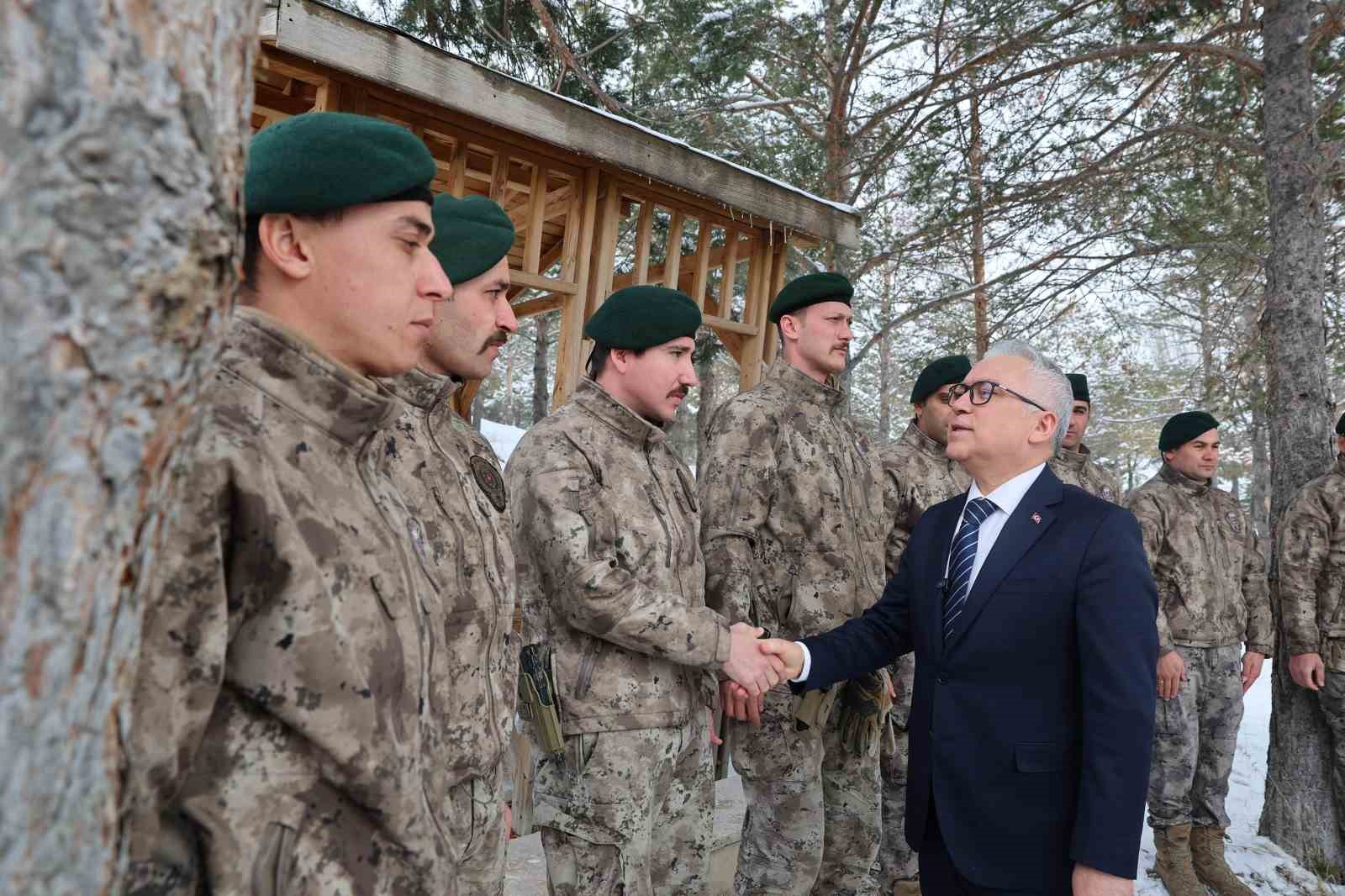 sivasta poh timleri dualarla suriyeye ugurlandi 1