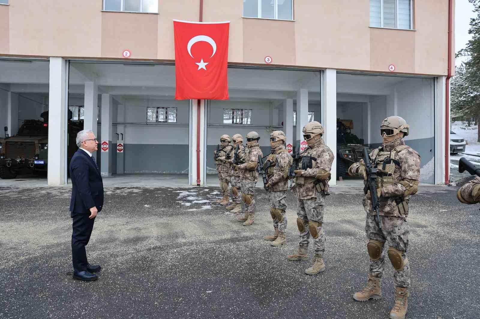 sivasta poh timleri dualarla suriyeye ugurlandi 3 yEOanaRs