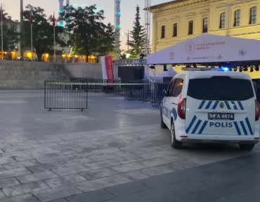 sivasta-sahipsiz-bebek-cantasi-ekipleri-harekete-gecirdi-VcRTVvgP.jpg