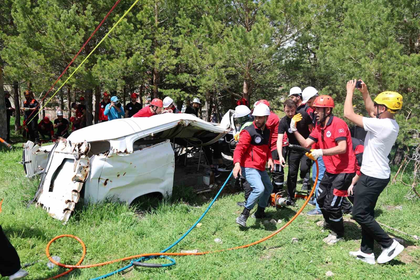 sivasta tatbikatlar gercegini aratmadi 3 9PiRidhu