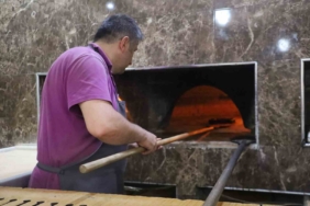 Kas Güçsüzlüğü engel olamadı: Çizdiği resimleri görenler inanamıyor 2 thumbnail