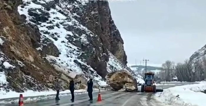 sivasta yamactan kopan kayalar tehlike sacti 2 5gD97cMZ