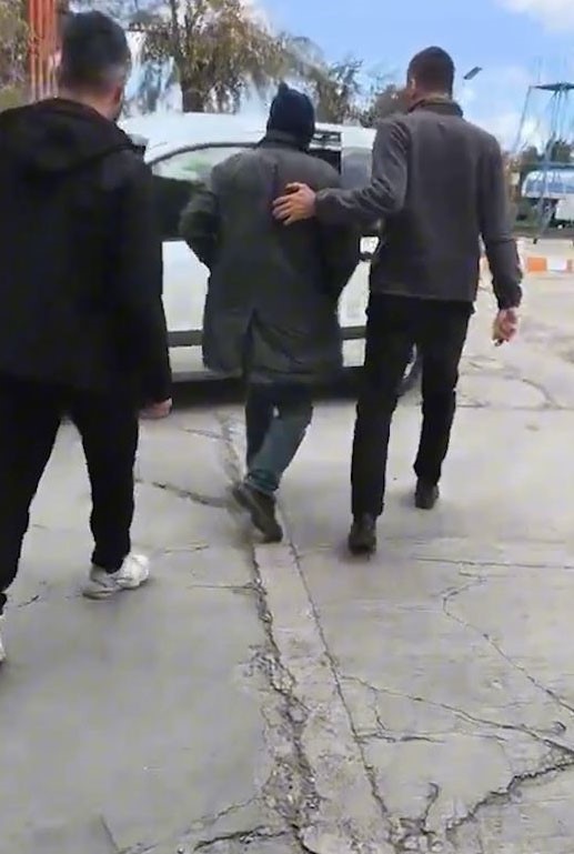 siverekte 10 yil onceki cinayetin firarisi yakalandi 0 F2Vz1Ban