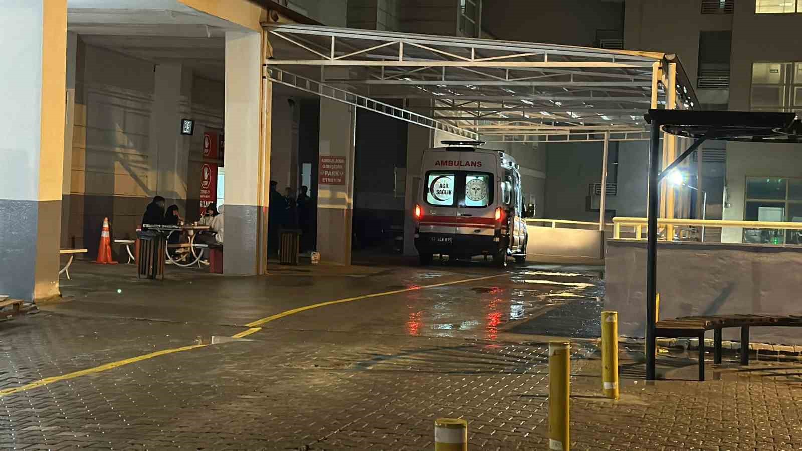 siverekte akrabalar arasinda kavga 4 yarali 3 LJGyj8bs