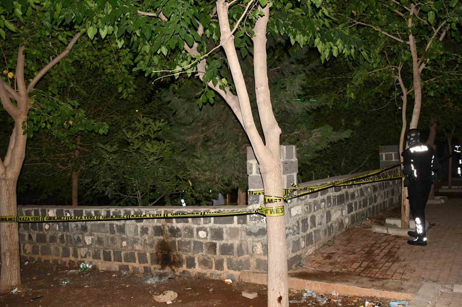 siverekte cami bahcesinde gomulu bulunan bebegin sirri cozuluyor 3 P9rpggYy