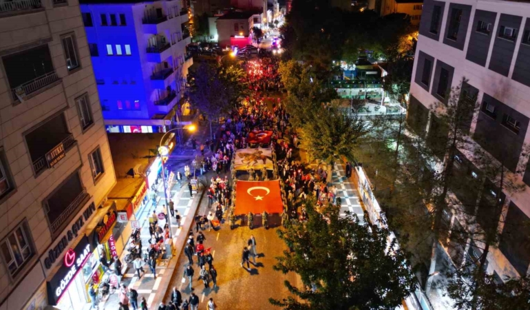 siverekte-fener-alayi-yuruyusu-duzenlendi-cEKScffl.jpg