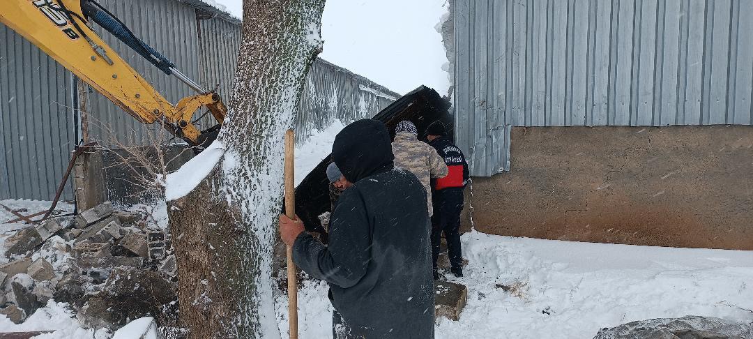 siverekte kar felaketi ahirlar ve sanayi sitelerinde catilar coktu 2 ziJbvTbr