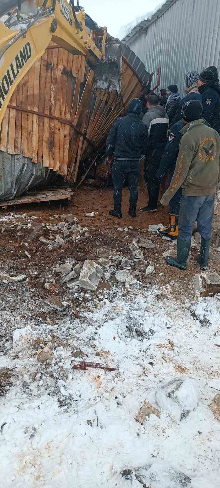 siverekte kar felaketi ahirlar ve sanayi sitelerinde catilar coktu 4 6zirylH8