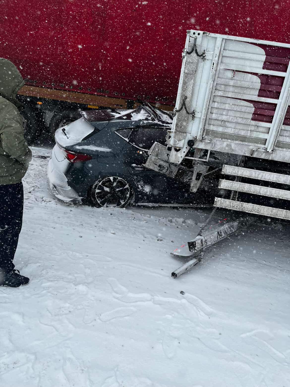 siverekte kar yagisi hayati felc etti kazalar pes pese geldi 6 lPOWJuFs