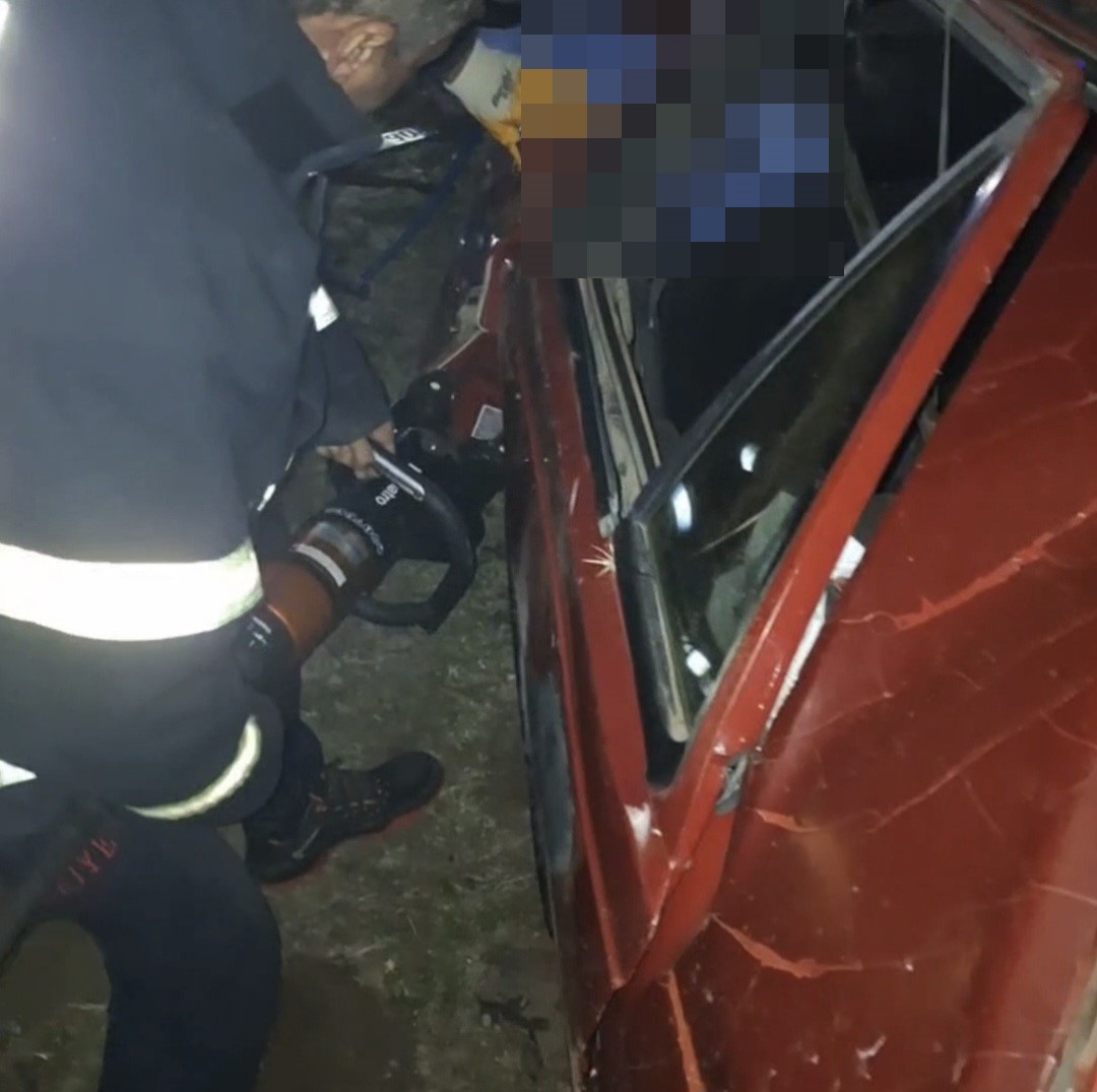 siverekte otomobil sarampole devrildi 1 olu 1 UPvWarzZ