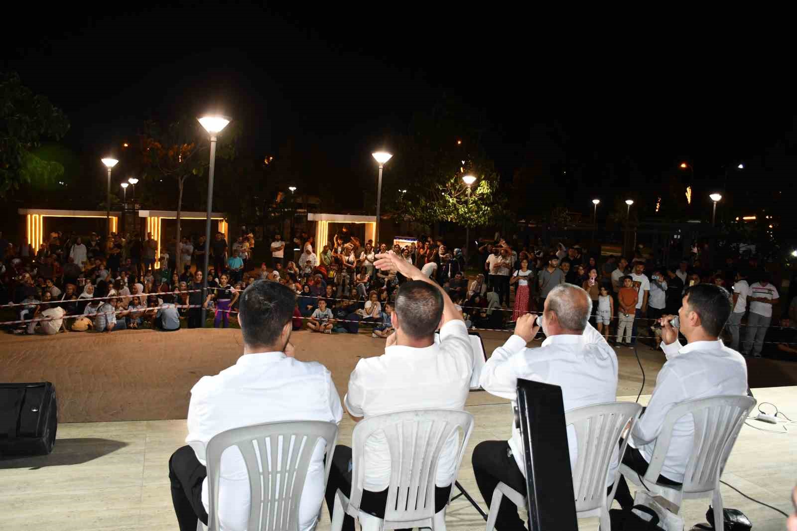 siverekte sicak yaz aksamlarinda sira gecesi etkinligi 0 6ZVQ2R2T