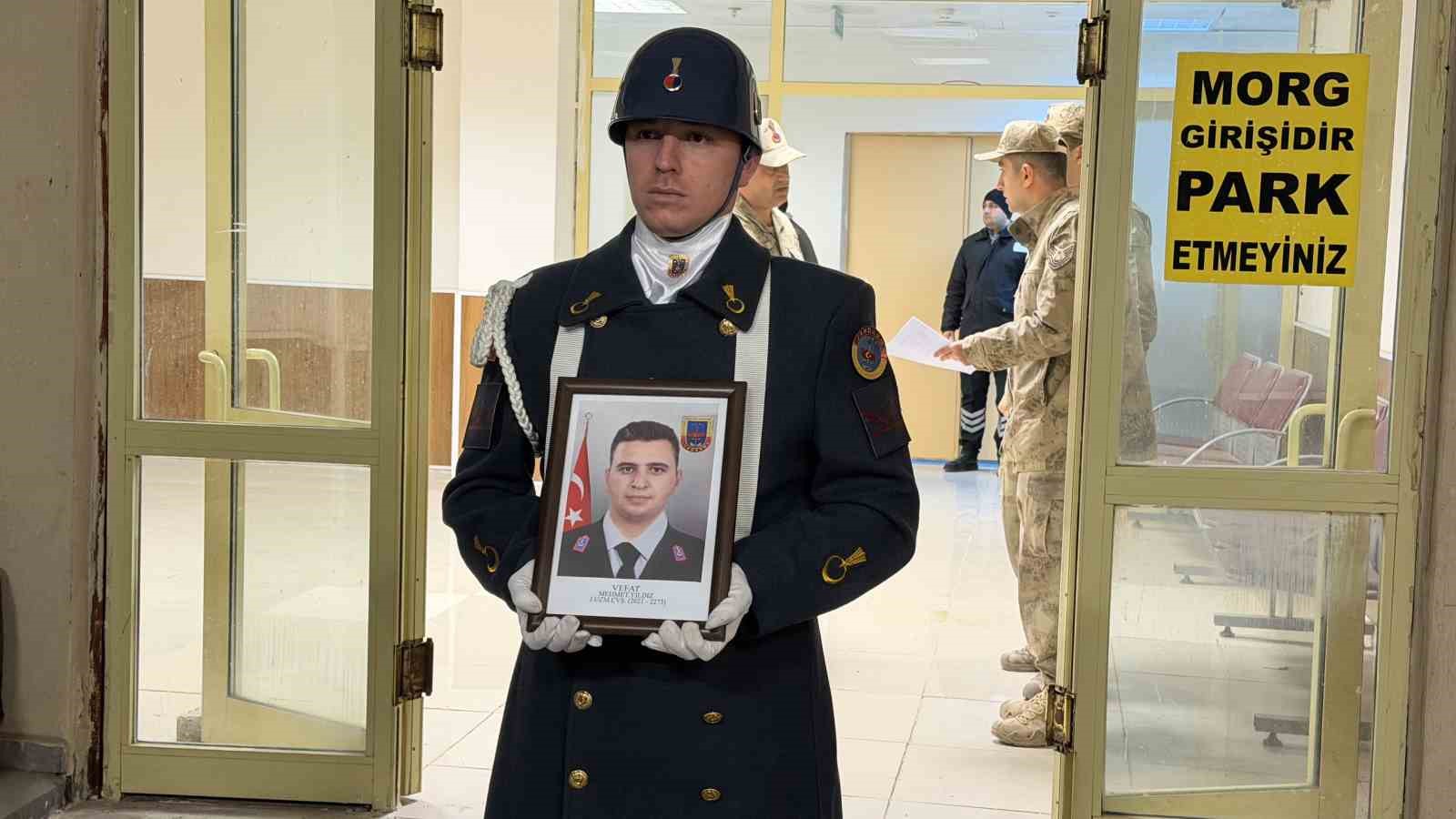 siverekte trafik kazasi 1 uzman cavus hayatini kaybetti 3 PgKz6daM