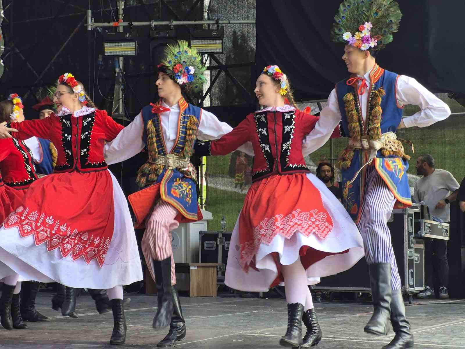 Sivrihisar’da 10. Uluslararası Nasreddin Hoca Kültür ve Sanat Festivali coşkuyla başladı 10 sivrihisarda 10 uluslararasi nasreddin hoca kultur ve sanat festivali coskuyla basladi 6 DNk8r9mb