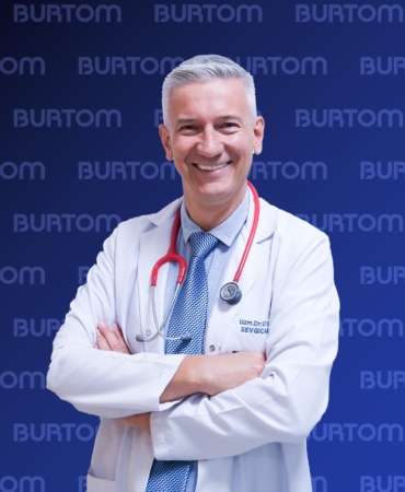 sivrisinek-kovucular-bebeklerin-el-ve-ayaklarina-surulmemeli-jchpNbC3.jpg