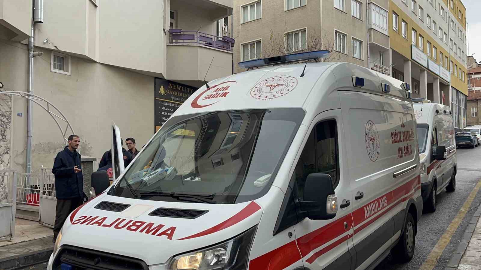 sizan dogalgazdan 5 kisi zehirlendi 2 PEA3fqr5