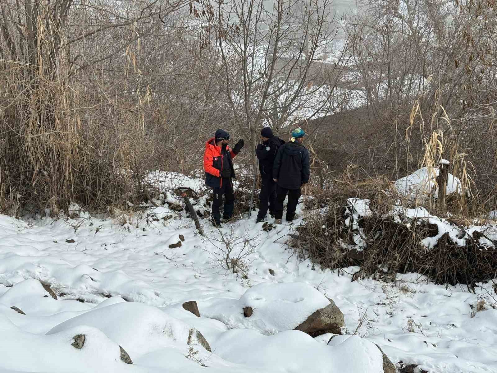 sizofreni hastasi kadini arama calismalari 4uncu gununde de suruyor 0 XCpq7iFI