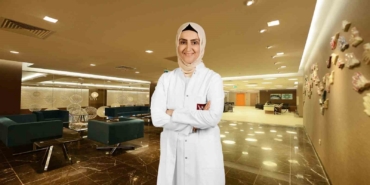 skolyoz-ergenlikte-hizla-ilerleyebiliyor-jQj9KnEF.jpg