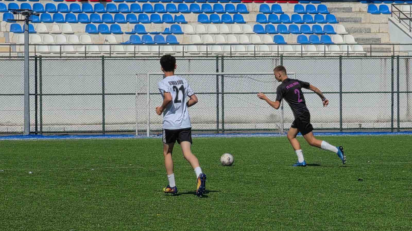 Skor değil kardeşlik kazandı: Bosnalı genç yetenekler Sakarya’da sevgiyle karşılandı 5 skor degil kardeslik kazandi bosnali genc yetenekler sakaryada sevgiyle karsilandi 1 jUAMBRcU