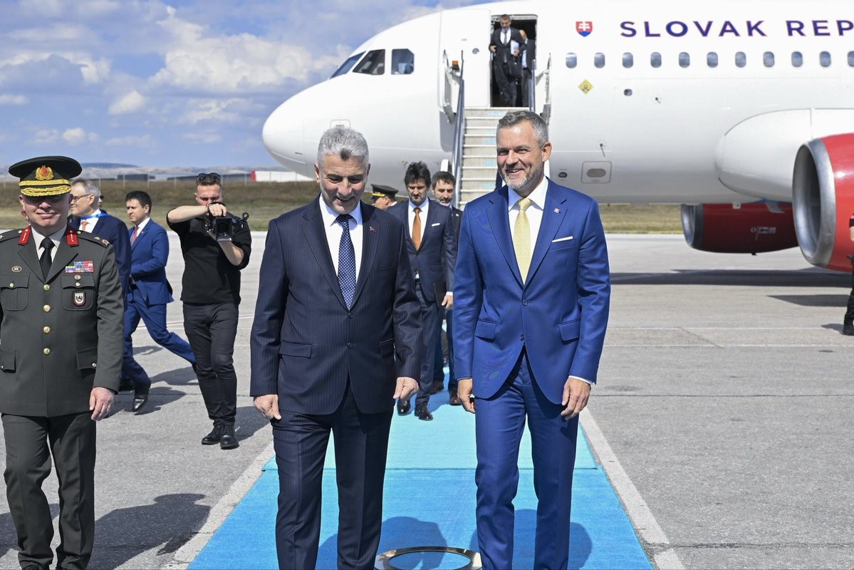 Slovakya Cumhurbaşkanı Pellegrini ve Slovenya Başbakanı Jansa Ankara’da 4 slovakya cumhurbaskani pellegrini ve slovenya basbakani jansa ankarada 0 Ky6UsMwQ