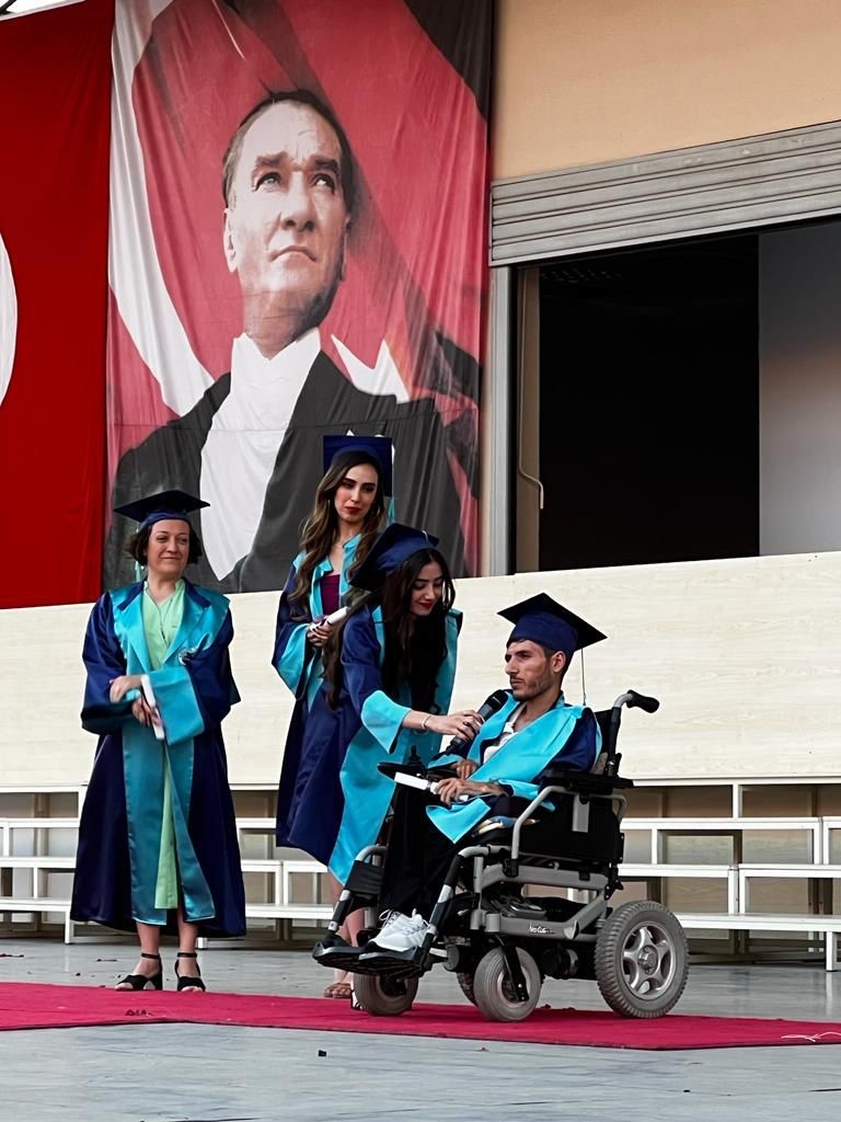 smali olarak dogdu simdi hasta bakiyor 3