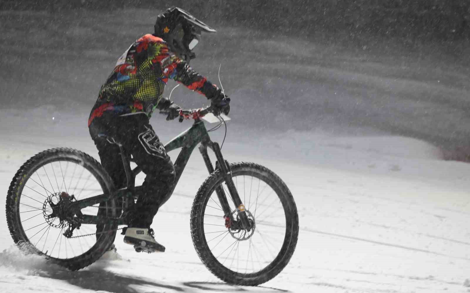 snowbike turkiye dag bisikleti sampiyonasi sona erdi 0 FgHJsRwt