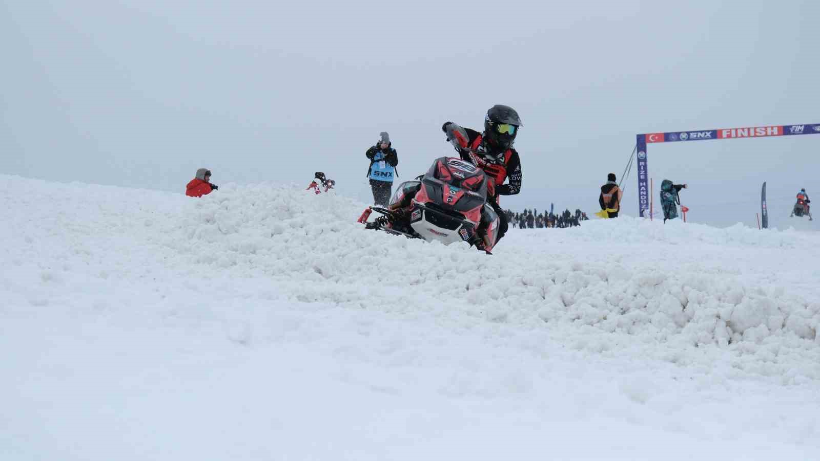 snx turkiye dunya kar motosikleti sampiyonasi rizede basladi 13 mmXJzSLO