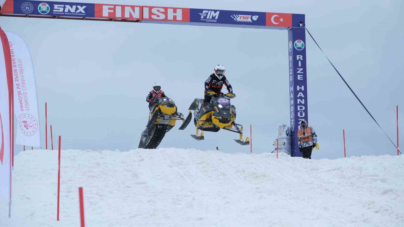 snx turkiye dunya kar motosikleti sampiyonasinda ilk gun tamamlandi 10 zdfH1Stu