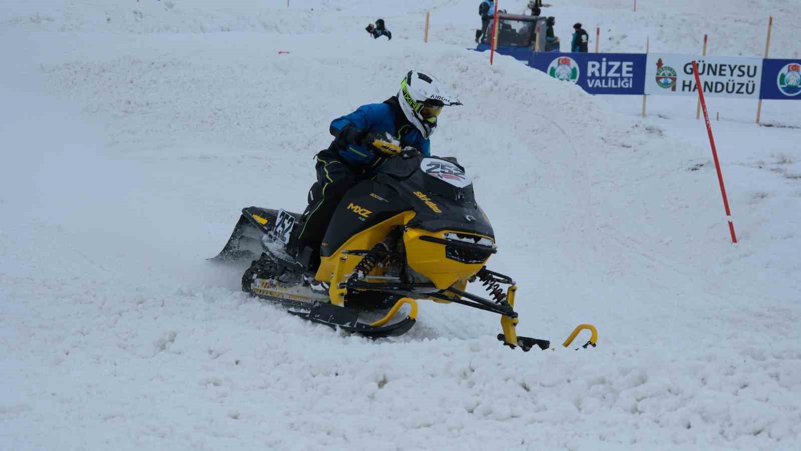 snx turkiye dunya kar motosikleti sampiyonasinda ilk gun tamamlandi 21 qHQ5GM1i
