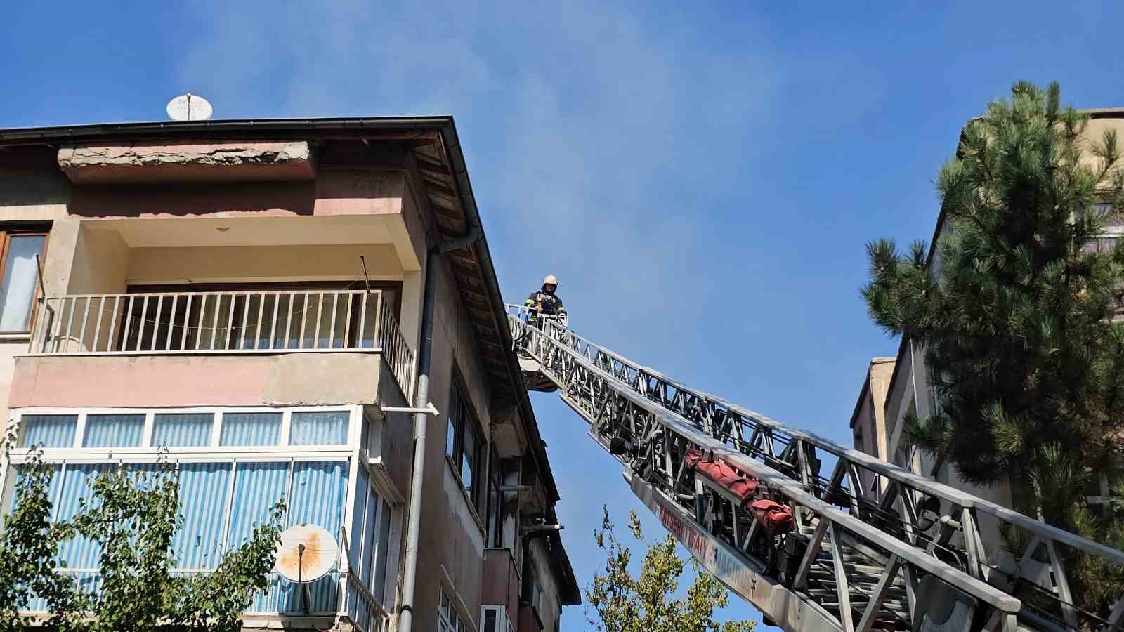 sobayi yakmak isterken konutu yakti 3 qR89RQvU