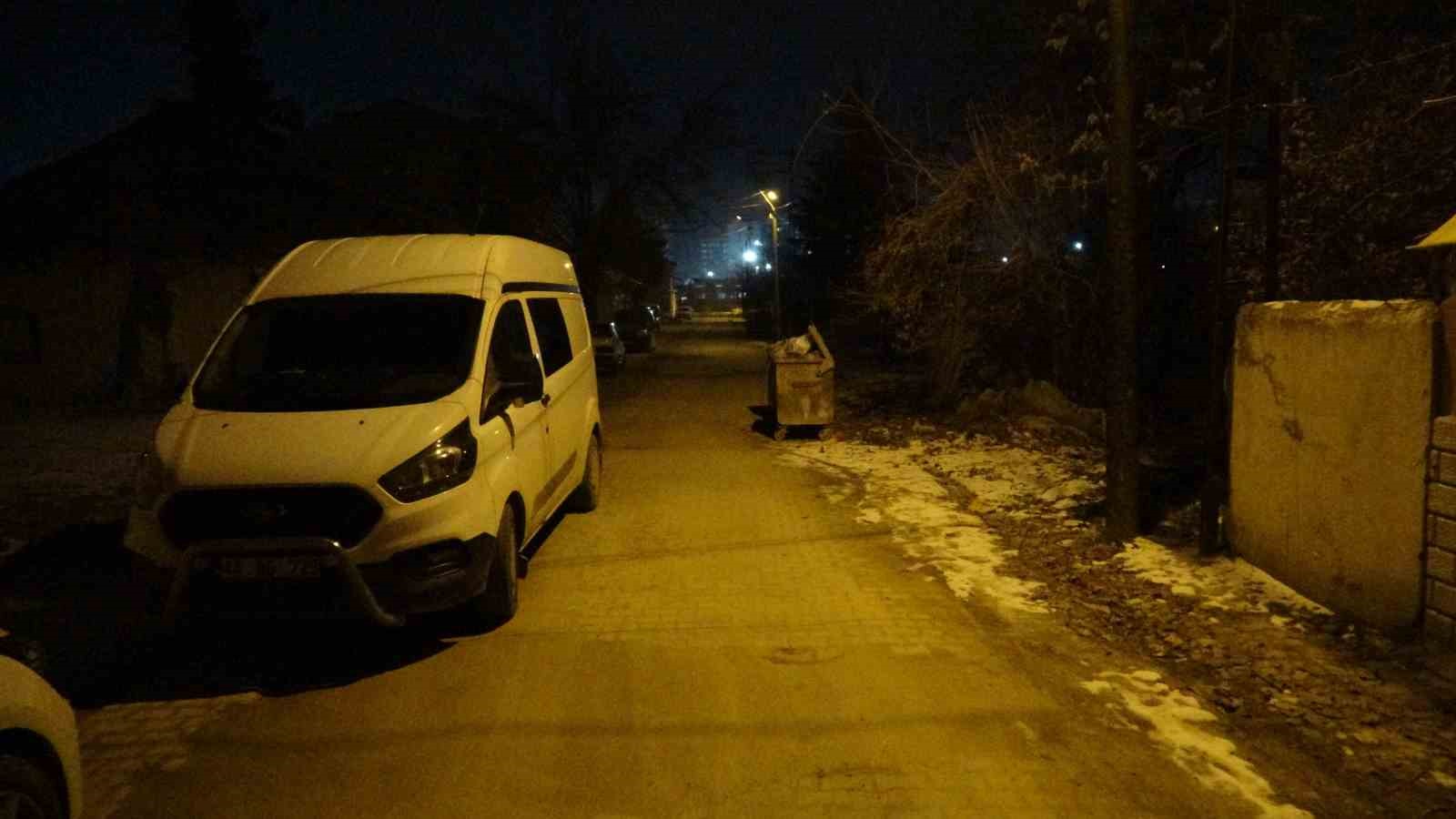Şofbenden sızan gazdan zehirlenen genç hastaneye kaldırıldı 6 sofbenden sizan gazdan zehirlenen genc hastaneye kaldirildi 2 JVERYkjI